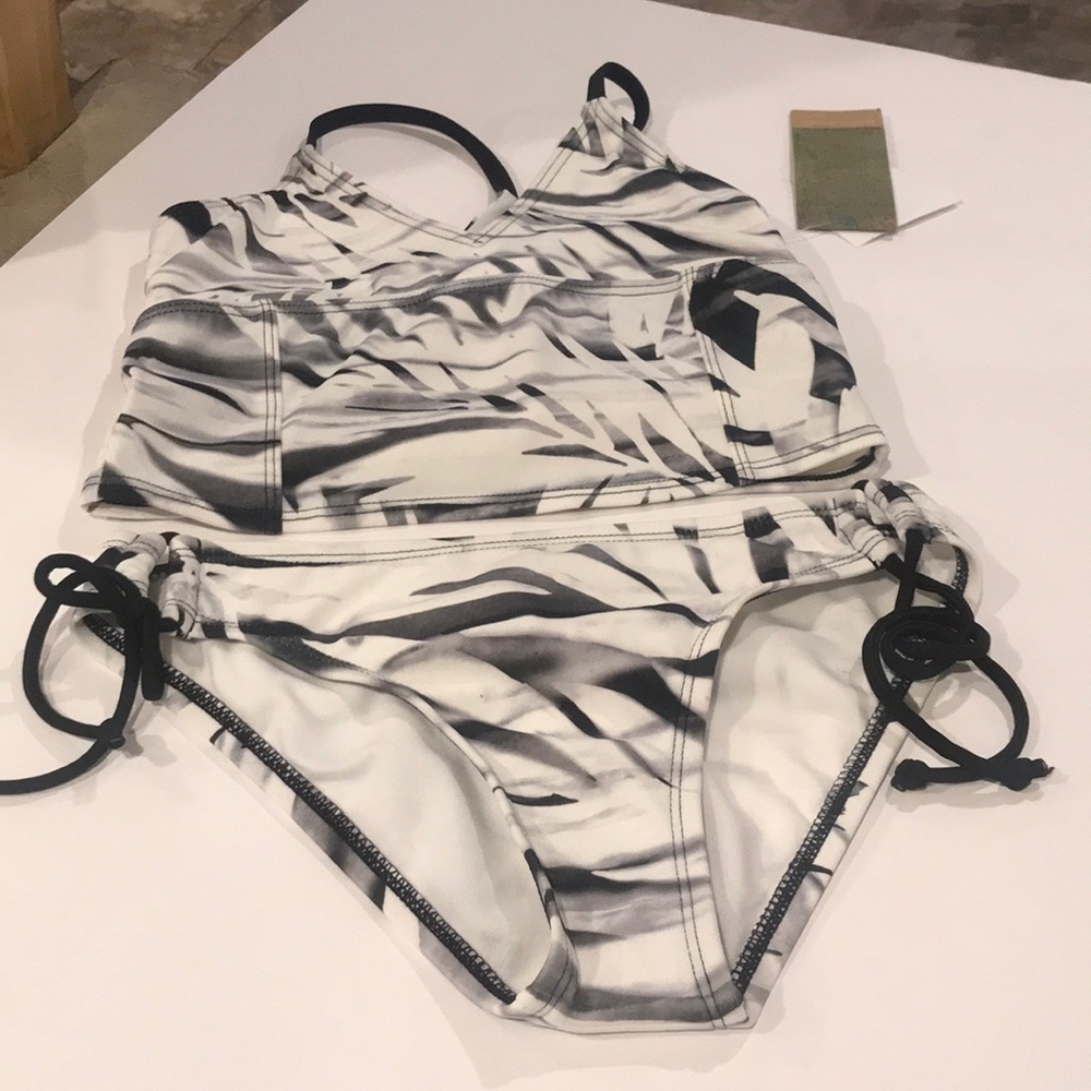 CLEARANCE Reef Desert Palm 2-Piece Swimsuit